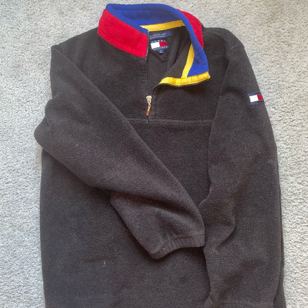 TOMMY HILFIGER SWEATER 🍂